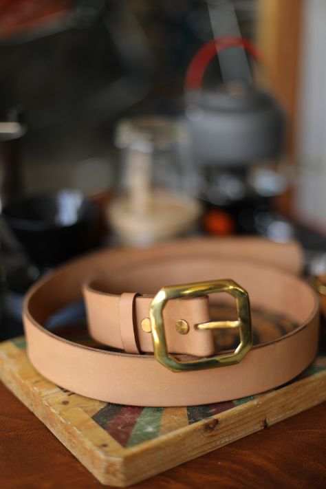 Genuine Leather Belt for men, handmade in Indonesia from Vegetable tanned cow leather. Belt For Men, Leather Belts Men, Genuine Leather Belt, Leather Belts, Mens Belts, Cow Leather, Leather Belt, Leather Men, Belts