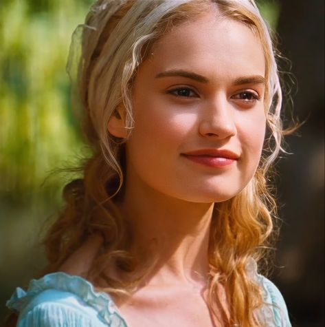 Lily James Cinderella Makeup, Cinderella Lily James, Live Action Cinderella Hair, Lilly James Cinderella, Lily James Cinderella, Cinderella Cleaning, Cinderella 2015 Hair, Cinderella Live Action, Cinderella Hair