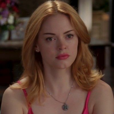 Paige Charmed, Paige Matthews, 2000s Girl, Rose Mcgowan, Beautiful Hair Color, Celebrity Look Alike, The Perfect Girl, Heart Women, Fashion Tv