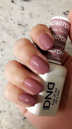 Dnd Gel Polish Colors Mauve, Gel Nail Dnd Colors, Dnd Pink Gel Polish Colors Swatches, Mauve Gel Nails Dnd, Dnd Gel Polish Colors On Nails, Mail Gel Colors, Dnd Gel Nail Polish Colors, Mauve Opi Gel Polish, Hazelnut Dnd Nail Polish