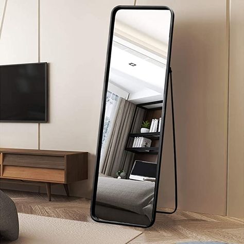 Full Body Mirror Bedroom Ideas, Long Mirror In Bedroom, Mirror Floor Length, Full Body Mirror Bedroom, Full Length Mirror Decor Ideas, Gold Floor Mirror, Stand Up Mirror, Full Length Mirror Stand, Mirror With Stand