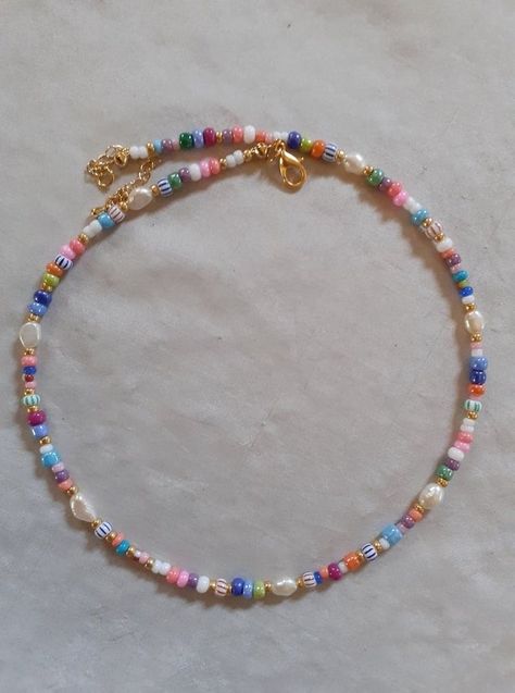 Cute Beads Jewelry, Bead Necklace Colorful, Colorful Necklace Beads, Jewellery Beads Handmade, Random Bead Necklace, Colourful Pearl Necklace, Colorful Beaded Jewelry, Colourful Beaded Necklace, Seed Bead Necklace Aesthetic