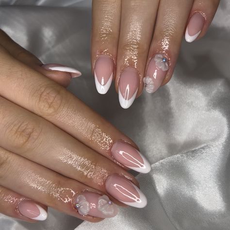 Short almond frenchies🤍 • • • • #explore #explorepage #exploremore #almondnails Almond Frenchies, Short Almond, Almond, Quick Saves