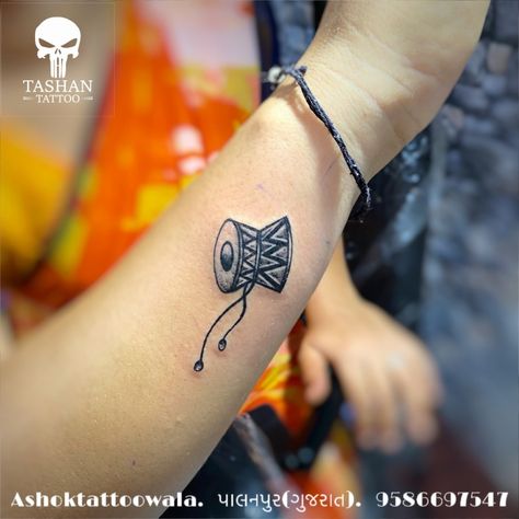 TashanTattoo
AshokTattooWala
S.5.6,Tirupati plaza
Opp. New bus stand
Near gd modi collage
Palanpur (gujrat)
9586697547
9687533310 Damru Tattoo Design, Damru Tattoo, Om Tattoo Design, Shiva Tattoo Design, Om Tattoo, Shiva Tattoo, Shiva Pics, Long Hair Color, Door Design Interior