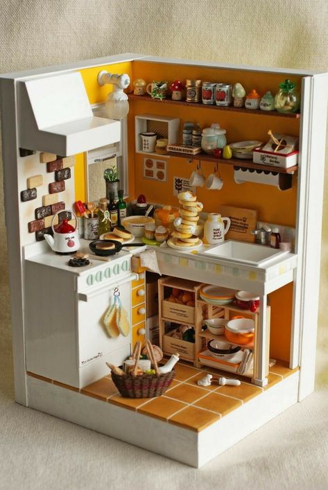 Mini Scenes, Room Box Miniatures, Doll House Kitchen, Random Aesthetics, Mini Doll House, Doll House Crafts, Rooms Ideas, Miniature Rooms, Mini Kitchen