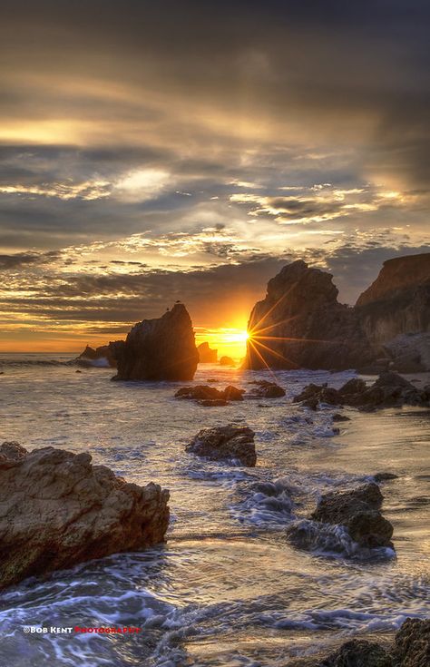 Matador Beach, El Matador Beach, High Clouds, Pastel Sunset, Water Pictures, Sunset Wallpaper, Sunset Pictures, Seascape Paintings, The Sunset