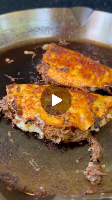 James Brown on Instagram: "Birria Tacos are my favorite 🌮 . #taco #birria #food" Bira Taco, Tacos Tuesday Recipes, Quesbirra Taco, Birria Tacos Recipe Video, Easy Soft Taco Recipe, Barrera Tacos, Biria Taco Recipes Beef, Bria Tacos, Mexican Food Videos