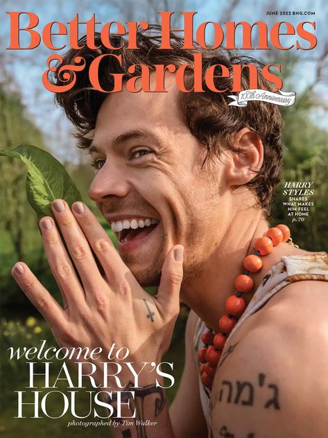 BHG June 2022 Cover With Harry Styles Better Homes And Gardens Magazine, Tim Walker, Better Homes And Garden, Harry Styles Photos, Prank Videos, Mr Style, X Factor, Treat People With Kindness, Harry Edward Styles