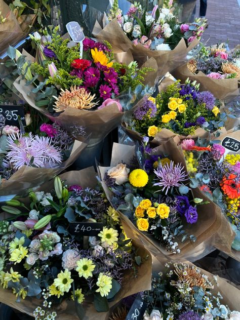 Buy Myself Flowers Aesthetic, Flowers Matilda Djerf, French Flower Market Aesthetic, Flower Market Rome, Photos Dump, Steph Bohrer, Romanticise Life, London Flower Market, Cute Little Quotes