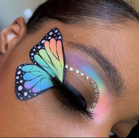 By @makeuplysssa on ig. Follow my ig for more🩵🩵 Rainbow Butterfly Makeup, Butterfly Makeup Easy, Pastel Butterfly, Butterfly Makeup, Pastel Butterflies, Simple Butterfly, Rainbow Butterfly, Prom Ideas, Butterfly Effect