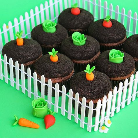 garden cupcakes Fancy Recipes, Easter Cake Decorating, Garden Cupcakes, Spring Cupcakes, Summer Eats, Cupcake Wars, Garden Cakes, Cupcakes Decorados, Spring Desserts