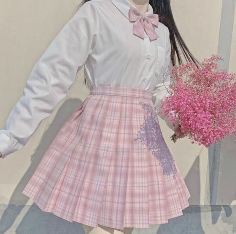 Plaid Uniform, Pink Plaid Skirt, Preppy Aesthetic Outfits, Japanese High School, Girl Uniform, Uniform Skirt, Skirt Bow, Egirl Fashion, Plaid Pleated Mini Skirt