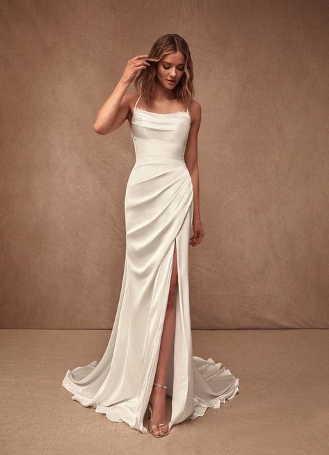 Simple Elegant Wedding Dress, Plain Wedding Dress, Classy Wedding Dress, Minimalist Wedding Dresses, Silk Wedding Dress, Dream Wedding Ideas Dresses, Wedding Dresses Satin, Minimalist Dresses, Classy Wedding