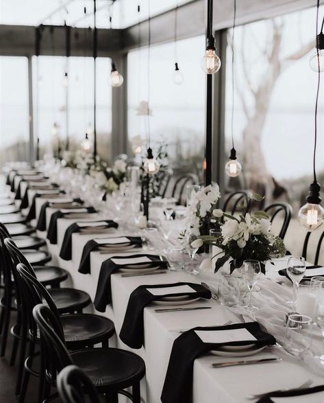 Black White Gala Decorations, Elegant Black Table Decor, Black And White Wedding Linens, Black And White Tie Party, Wedding Black Napkins, Black Runner Wedding, Black Napkins Wedding Place Settings, White Table Cloth Black Napkins Wedding, Black And White Table Decor Wedding