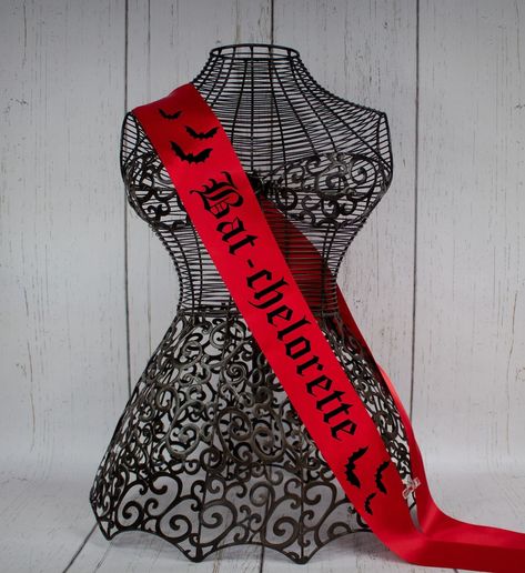 Bat-chelorette Sash Gothic Bridal Sash Bachelorette Sash - Etsy Gothic Hen Party, Gothic Bridal Party, Spooky Bridal Party, Fall Goth Wedding, Goth Hen Party, Goth Bachelorette Party Ideas, Gothic Bridal Shower Ideas, Goth Wedding Decorations, Goth Bachelorette Party