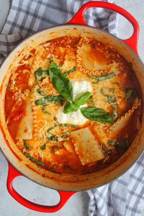 Gluten-Free Lasagna Soup in a large red dutch oven that is placed on a gray and white dish towel laying on a white countertop. Soups With Pasta, Gluten Free Lasagna Soup, Gluten Free Lasagna Noodles, Frozen Lasagna, Comforting Meals, Gluten Free Lasagna, The Best Soup, Traditional Lasagna, Italian Herbs