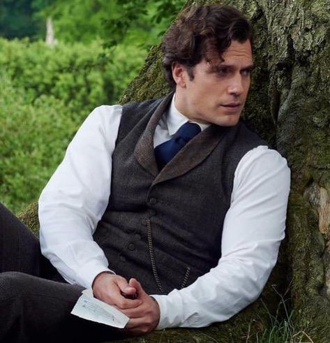 Enola Holmes 2, Enola Holmes, Henry Cavill, Sherlock Holmes, A Man