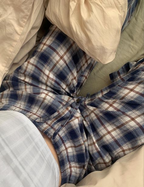 Ootd, pajamas, lazy days #pajamas #pajamabottoms #bed #moodboard Alt Sleepwear, Flannel Pajamas Aesthetic, Pajamas Aesthetic, Sick Day, Lazy Days, Flannel Pajamas, Pajama Bottoms, Pajama Pants, Pajamas