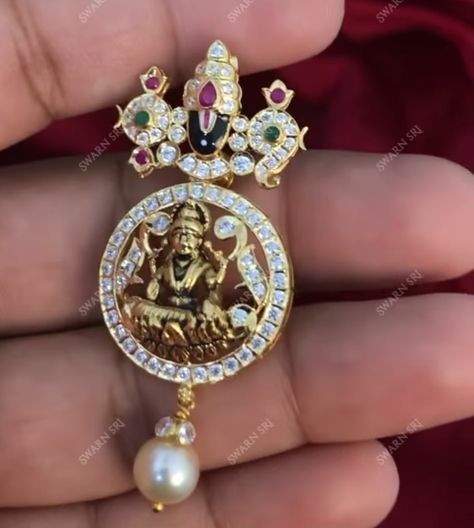 Balaji Pendant, Dollar Chain, Gold Pendants For Men, Kids Gold Jewelry, Black Beads Mangalsutra Design, Diamond Pendants Designs, Beautiful Gold Necklaces, Gold Bridal Jewellery Sets, Beaded Necklace Designs