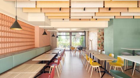 CASTELFALFI | COMPANY CANTEEN Canteen Design, Office Canteen, Singapore School, Soundproof Panels, 2023 Picture, Italy 2023, Coffee Area, Foosball Table, Custom Benches