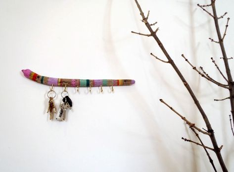 Tree Branch Hook DIY Key Holder Diy, Painted Driftwood, Key Jewelry, Painted Sticks, Free People Clothing Boutique, Free People Clothing, Crafty Diy, Diy Home Crafts, Clothing Boutique