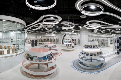 Futuristic Product Design, Futuristic Library, Architect Jobs, Teen Library, Lobby Wall, Mall Design, Library Design, Learning Spaces, Futuristic Design