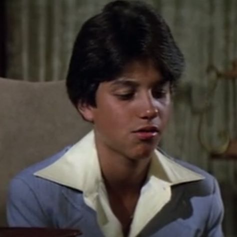 Ralph Macchio Fluffy Hair, Ralph Macchio Up The Academy, Up The Academy Ralph Macchio, Up The Academy, Ralph Macchio The Outsiders, Mike Vitar, Johnny Cade, Brown Eye Boys, Pfps Icons