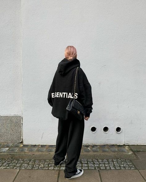 Streetwear Fashion Women, Sporty Outfits, Streetwear Outfit, Looks Vintage, Outfits Aesthetic, Black Outfit, Comfy Outfits, New Outfits, Black Hoodie