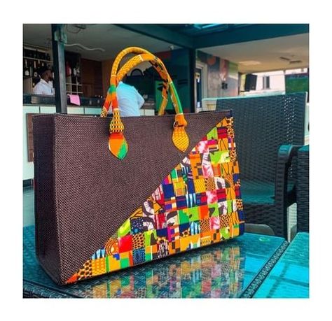 African Fabric Accessories, Ankara Bags, Boss Chic, African Bag, African Accessories, Ethnic Bag, Diy Bag Designs, Diy Bags Patterns, Tote Bags Sewing