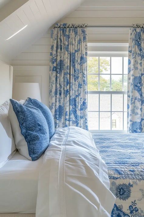 25 Charming Cape Cod Upstairs Bedroom Ideas to Inspire You - Roomy Retreat Cape Cod Upstairs Bedroom, Upstairs Bedroom Ideas, Cape Cod Bedroom, Cap Cod, Cozy Window Seat, Add A Room, Cape Cod Style House, Kids Loft, House Planning