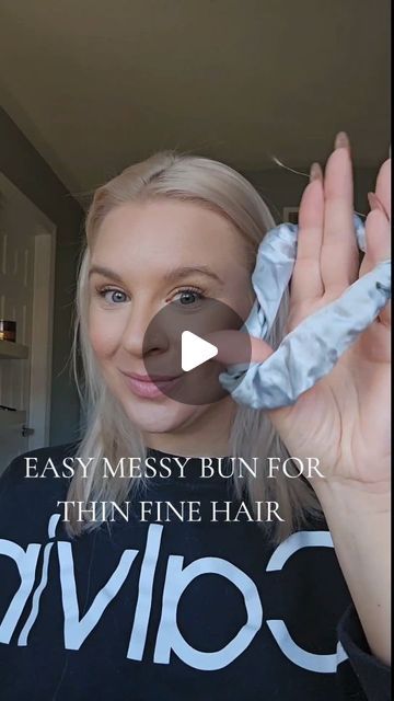 Jillian Jane on Instagram: "Easy messy bun tutorial  #diyhairschool #realhair #finehairtips #thinhairtips #easybun #messybun #easymessybun #messybuntutorial" Easy Messy Bun Tutorial, Easy Bun Tutorial, Fine Hair Tips, Long Fine Hair, Cute Messy Buns, Easy Messy Bun, Messy Bun Tutorial, Hair Mistakes, Easy Bun