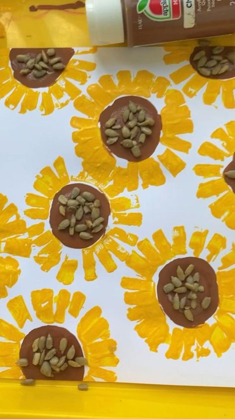 Sunflower Prints in 2022 | Preschool art, Fall crafts, Toddler arts and crafts Sunflower Prints, September Crafts, Sunflower Crafts, Fall Arts And Crafts, Toddler Arts And Crafts, Preschool Art Activities, Kindergarten Crafts, Daycare Crafts, Autumn Crafts