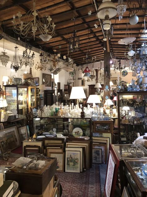 Treasure Hunting Aesthetic, Treasure Hunt Aesthetic, Antique Shop Aesthetic, Hunt Aesthetic, Treasure Aesthetic, Vietnam Trip, Paris In Autumn, Obx Dr, Plan Paris