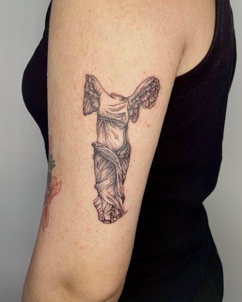 Winged Victory of Samothrace for @deelearaa 🧡🪽 #wingedvictoryofsamothrace #wingedvictory #wingedvictorytattoo #statue #statuetattoo #tattooideas #tattoo #tattoodesign #tattooinspiration #freshink #tattooist #tattoos #dovme #dövme #art #tattooartist #artist #tattooed #tattooer Winged Victory Tattoo, Tattoo For 3, Victory Statue, Victory Tattoo, Winged Victory Of Samothrace, Winged Victory, Statue Tattoo, Angel Tattoo, Tattoo Inspo