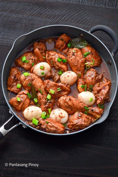 For a lot of people, Adobo is nearly synonymous with Filipino cuisine. It is a dish that proudly waves the flag of local cooking, and shows off just how rich, well-seasoned and tasty our dishes are. And of course, you can’t forget about its global popularity. Tons of people who may not be familiar with… The post Kakaibang Chicken Adobo appeared first on Panlasang Pinoy.