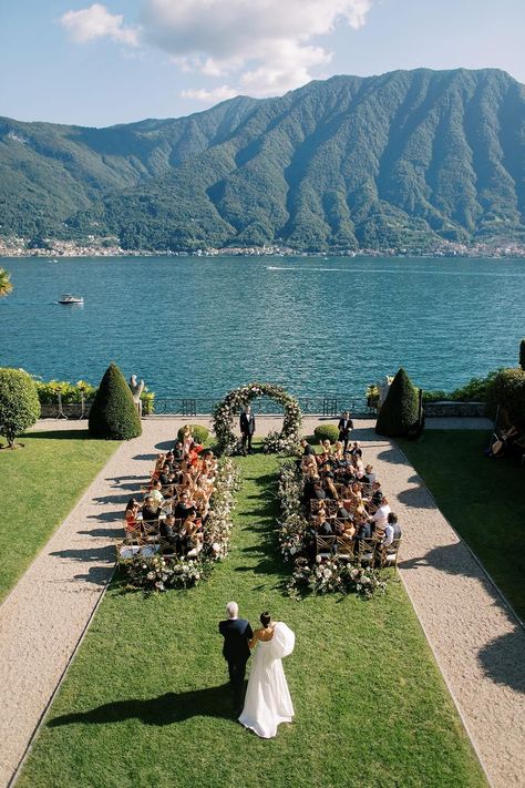 Wedding Planning Apps, Paper Rings, Dream Wedding Venues, Lake Como Wedding, Event Decorations, Lake Wedding, Lavender Wedding, Castle Wedding, Wedding Aisle