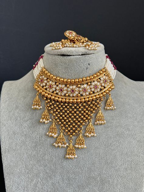 Ruby gold Polki Kundan choker Antique necklace wedding jewelry Indian Jewelry Pakistani Jewelry Wedding necklace Bridal necklace Regular Size And Adjustable Pearl Necklace Antique Necklace Set Dispatch in 1 business day Ships from California USA This is 100% Handmade jewelry. So the color, shades, and texture displayed may vary slightly from the actual product due to digital image limitations. We request you to consider these minor variations. Please expect the possibility of some slight imperfe Wedding Gold Jewellery Indian Set, Jewellery Images, Indian Wedding Gold Jewelry, Jewellery Gold Necklace, Ranihaar Gold Indian Jewelry, Wedding Jewelry Gold Set, Kundan Gold Necklace, Indian Necklace Gold, Layered Necklaces Gold Indian