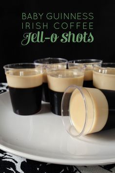 Irish Coffee Jello Shots.  They look like small servings of Guiness beer, but they're not.  The bottom layer is coffee, gelatin, and Irish Whiskey.  The top layer is gelatin and Irish Cream.  Recipe from Feast + West. Coffee Jello Shots, Baby Guinness, Coffee Jello, Glace Fruit, Jello Pudding Shots, Irish Cream Recipe, Jell O Shots, Jelly Shots, Alcoholic Desserts