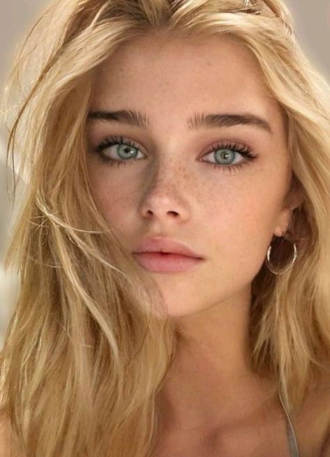 Blonde Hair And Blue Eyes, Most Beautiful Eyes, Model Face, Blonde Women, Blonde Beauty, 가을 패션, Cute Makeup, Beauty Face, Girl Face