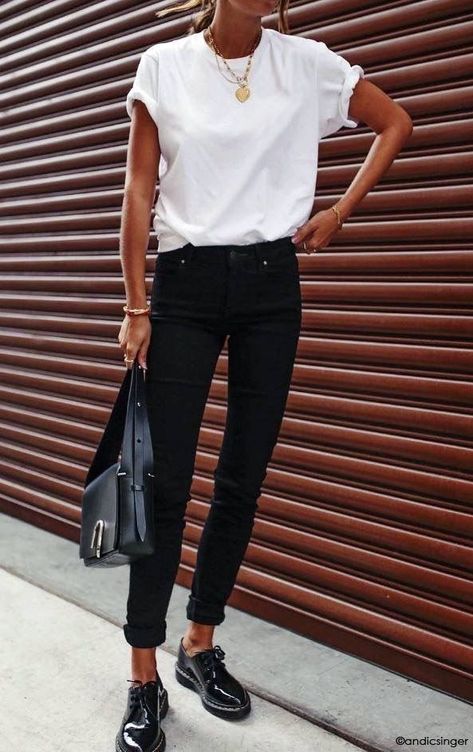 Minimalist Moda, Stil Boho, Summer Work Outfits, Mode Casual, Looks Black, Looks Street Style, Outfit Trends, The Best Street Style, Business Outfit