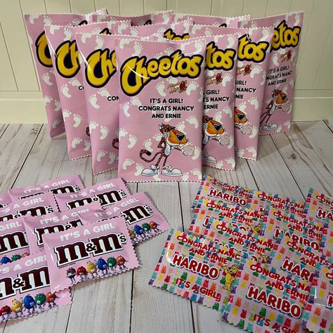 Baby Girl Gender Reveal, Haribo Gummy Bears, Pink Party Favors, Mexican Party Decorations, Hot Cheetos, Baby Shower Favors Girl, Girl Gender Reveal, Small Centerpieces, Kids Birthday Themes