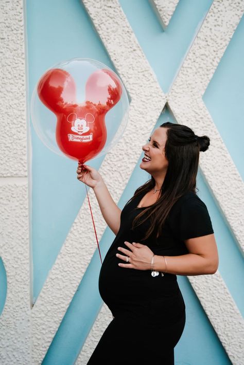 Magic Kingdom Maternity Photoshoot, Disney World Pregnant, Disney Maternity Photoshoot, Disney Pregnancy Announcement, Disney Photoshoot, Disney Maternity, Baby Moon, Mom Pictures, Disney Bound Outfits