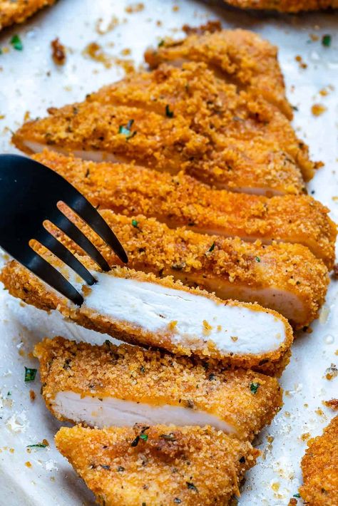 These Crispy Baked Chicken Cutlets are oven-baked to perfection. Crispy on the outside and so tender and juicy on the inside. Chicken Cutlet Recipes Baked, Chicken Breast Cutlet Recipes, Baked Breaded Chicken Breast, Baked Chicken Cutlets, Cutlet Recipes, Full Chicken, Baked Breaded Chicken, Crispy Chicken Breast, Chicken Cutlet Recipes