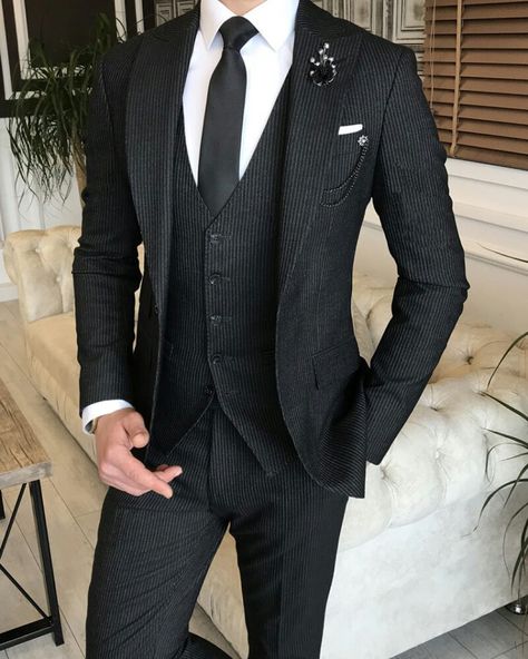 Groom Suit Trends, Mens Pinstripe Suit, Men's Tuxedo Wedding, Suit Overcoat, Black Men Suits, Groom Tuxedo Wedding, Corduroy Suit, All Black Suit, Black Pinstripe Suit