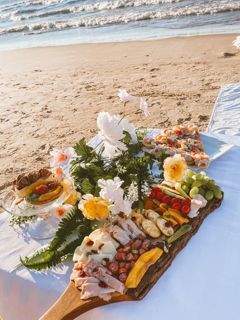 Charcuterie Board Beach Picnic, Sapphic Summer, Charcuterie Board Beach, Beach Charcuterie Board, Beach Charcuterie, Intimate Events, Beach Picnic Party, Charcuterie Picnic, Visualization Board