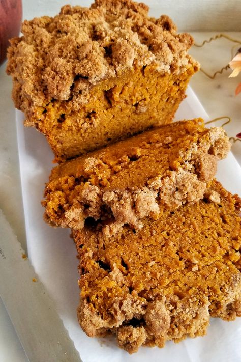 Pumpkin Bread With Streusel Topping, Pumpkin Bread With Streusel, Pumkin Cake, Autumn Cakes, Pumpkin Bread With Cream Cheese, The Best Pumpkin Bread, Pumpkin Baking, Best Pumpkin Bread, Bread With Cream Cheese