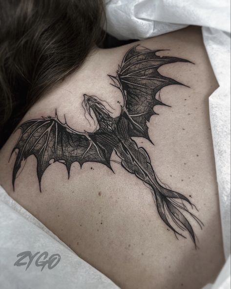 Dragon Tattoo Back Shoulder, Dragon On Back Tattoo, Dragon Wings Back Tattoo, Dragon Tattoo Back Women, Back Dragon Tattoo For Women, Spine Tattoo Dragon, Dark Fantasy Tattoo Ideas, Dragon Back Tattoo Women, Dark Dragon Tattoo