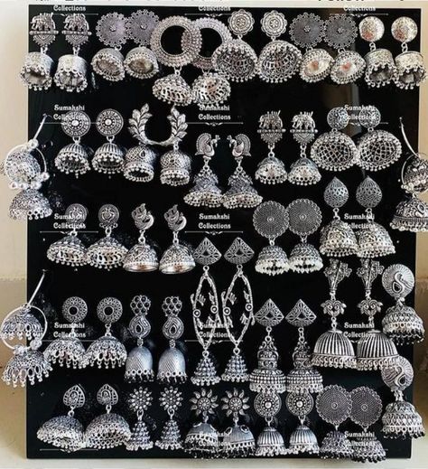 Indian Wedding Jewelry Sets, Pretty Jewelry Necklaces, Antique Jewellery Designs, Bracelets Handmade Diy, Fancy Jewellery Designs, Jewelry Set Design, Silver Jewellery Indian, Indian Jewellery Design Earrings, Indian Jewellery Design