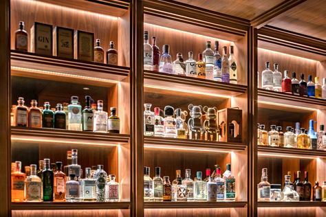 Batavia Cafe, Back Bar Design, Bar Lounge Room, Whiskey Room, Secret Bar, Modern Home Bar, Bourbon Bar, Nightclub Design, Whisky Bar