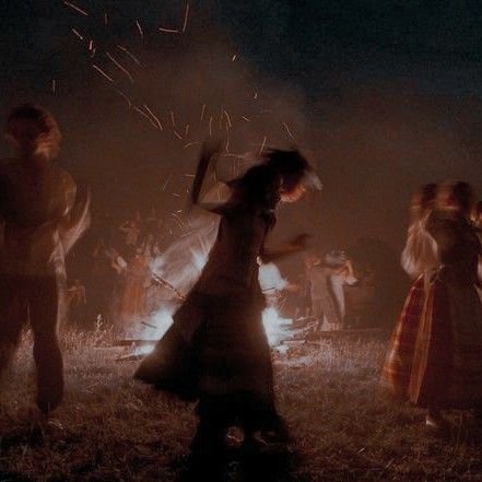 Folk Magic, Holly Black, Season Of The Witch, Group Of People, Witch Aesthetic, The Secret History, Witchy Vibes, Camp Half Blood, Summer Solstice